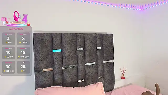 Natasharuso online show from 09.26.25