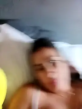 Snapshot of Latina_sexy1 chatting on 02.21.26 Latina sexy1 online show from 02.21.26