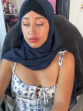 adila anich online show from 09.25.25