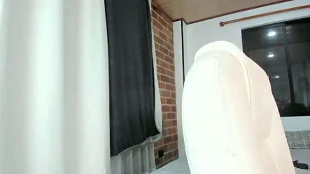 adila anich online show from 11.27.25