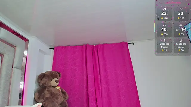 kimjonnes01 online show from 01.10.26