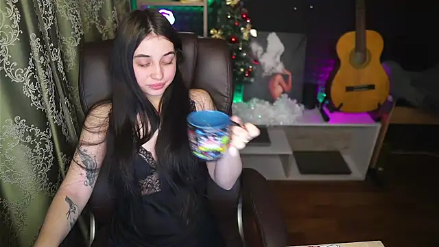 delicatedBailey online show from 12.21.24