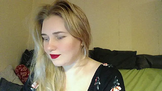 mmmPinUpGirl online show from 11.09.25