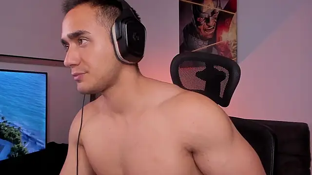 Snapshot of AlexRivera6 chatting on 01.28.25 AlexRivera6 online show from 01.28.25