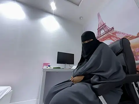 Submissive Arab online show from 02.15.25