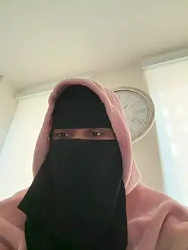 Submissive Arab online show from 05.17.26
