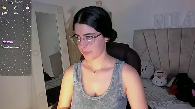  Niah  online show from 01.26.25