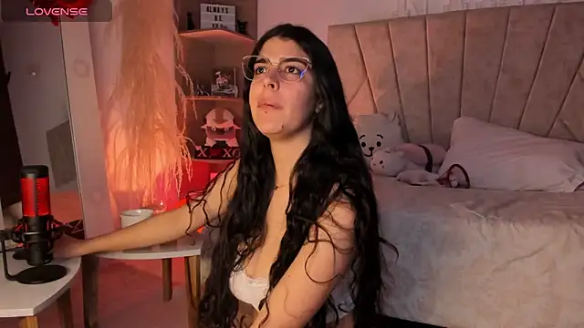  Niah  online show from 02.18.25