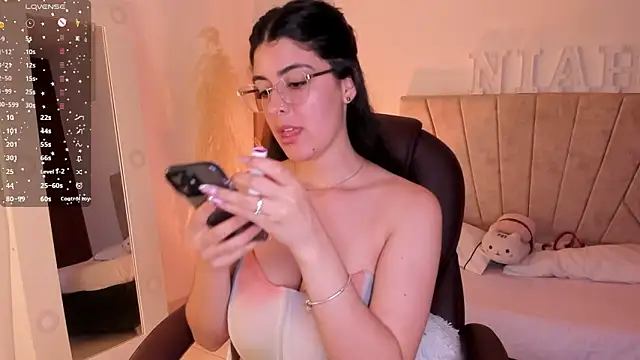  Niah  online show from 03.07.25