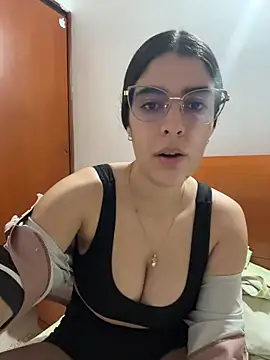 Snapshot of _Niah_ chatting on 02.24.26 Niah online show from 02.24.26