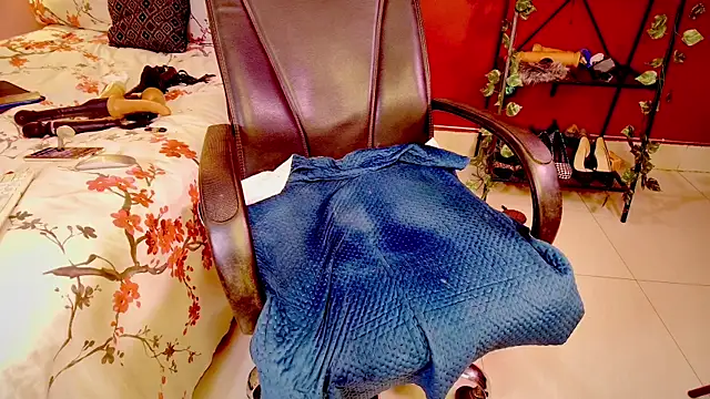 Naughty nightz online show from 02.21.25