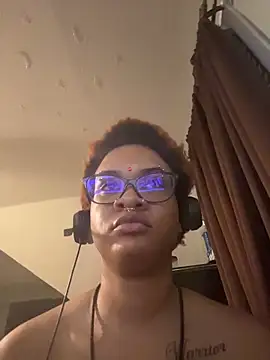 Snapshot of nickytheehawtie chatting on 03.04.26 nickytheehawtie online show from 03.04.26