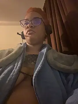 Snapshot of nickytheehawtie chatting on 03.29.26 nickytheehawtie online show from 03.29.26