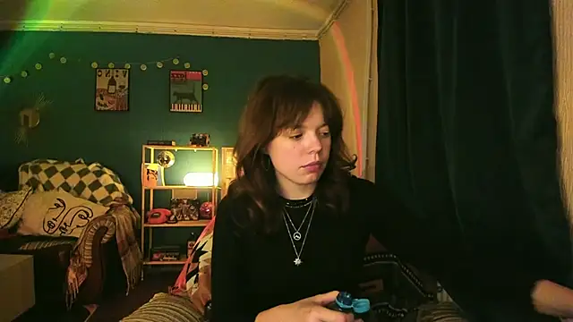 Snapshot of ClancyMorissey chatting on 10.28.25 ClancyMorissey online show from 10.28.25