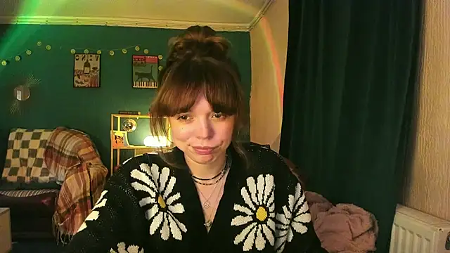 Snapshot of ClancyMorissey chatting on 11.24.25 ClancyMorissey online show from 11.24.25