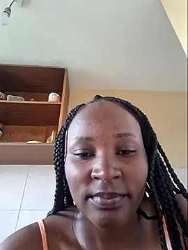 Samia Queen online show from 01.28.25