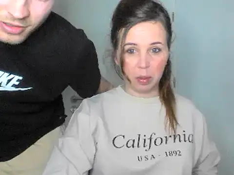 loveis007 online show from 02.27.25