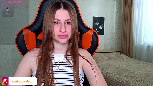 Snapshot of Elishka_ chatting on 06.26.26 Elishka online show from 06.26.26