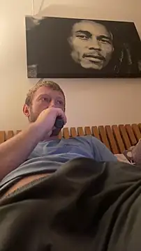 Snapshot of rippedbritish chatting on 11.16.25 rippedbritish online show from 11.16.25