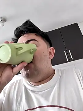 naughty bear online show from 03.15.26