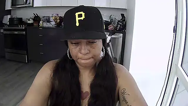 Snapshot of MSweetLindaParks chatting on 07.13.26 MSweetLindaParks online show from 07.13.26