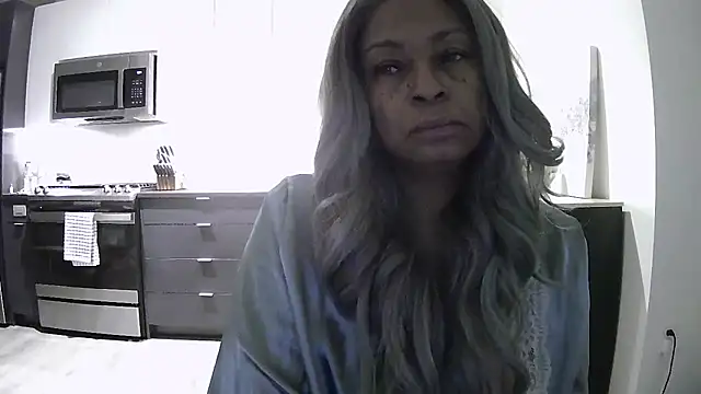 Snapshot of MSweetLindaParks chatting on 07.16.26 MSweetLindaParks online show from 07.16.26