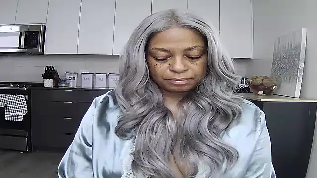 Snapshot of MSweetLindaParks chatting on 07.16.26 MSweetLindaParks online show from 07.16.26