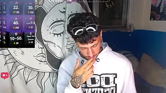 Snapshot of Apolo_S chatting on 12.27.24 Apolo S online show from 12.27.24