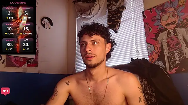 Snapshot of Apolo_S chatting on 10.23.25 Apolo S online show from 10.23.25