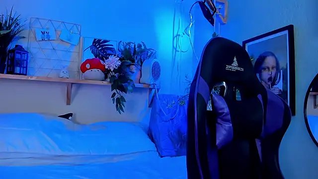 AnaPola online show from 12.13.24