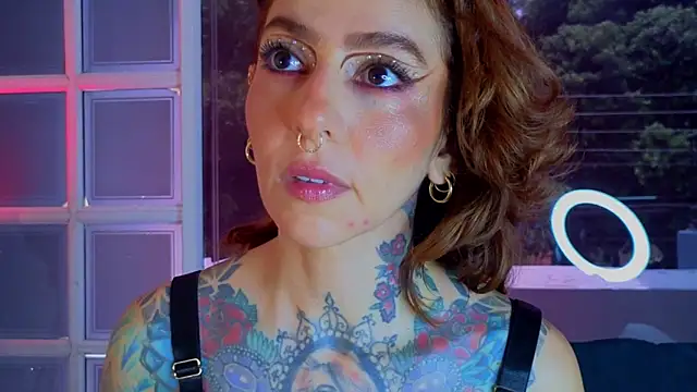 Snapshot of Evangelyne_1 chatting on 09.18.25 Evangelyne 1 online show from 09.18.25