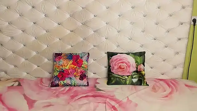 DoraMay online show from 03.17.25