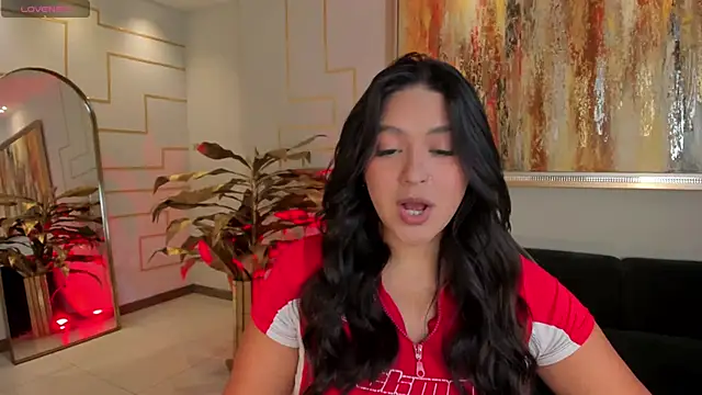 Snapshot of ToriCrossX chatting on 10.26.25 ToriCrossX online show from 10.26.25