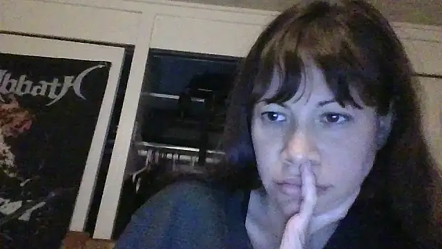 Snapshot of petitedoll29 chatting on 12.03.24 petitedoll29 online show from 12.03.24