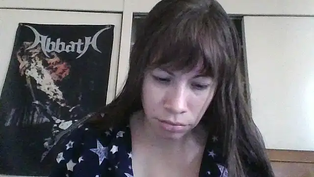 Snapshot of petitedoll29 chatting on 12.03.24 petitedoll29 online show from 12.03.24