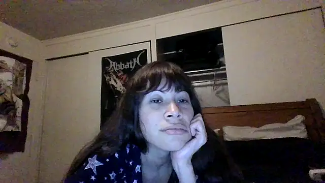 Snapshot of petitedoll29 chatting on 12.06.24 petitedoll29 online show from 12.06.24