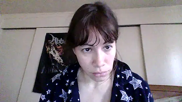 Snapshot of petitedoll29 chatting on 12.13.24 petitedoll29 online show from 12.13.24