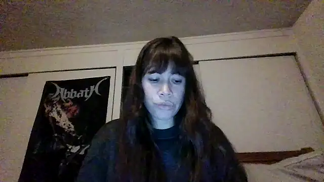 Snapshot of petitedoll29 chatting on 12.15.24 petitedoll29 online show from 12.15.24