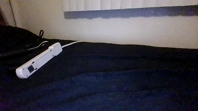 Snapshot of petitedoll29 chatting on 12.29.24 petitedoll29 online show from 12.29.24