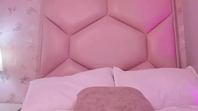 ambar sullivan online show from 03.13.25