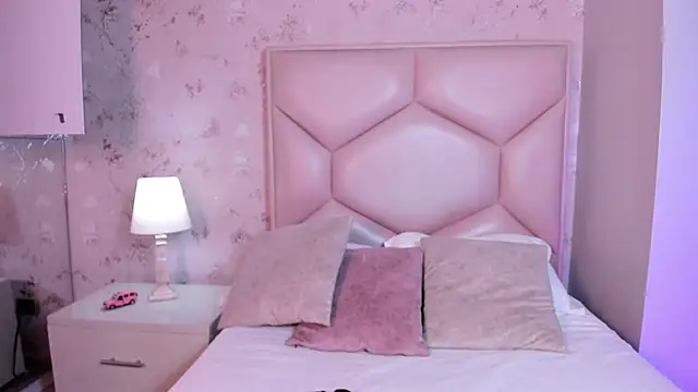 ambar sullivan online show from 11.29.25