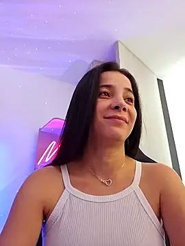 Snapshot of miaeyes chatting on 01.17.25 miaeyes online show from 01.17.25