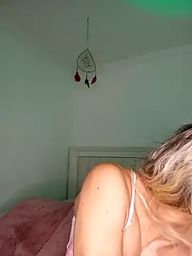 ASHLEY BLAIR online show from 10.31.25