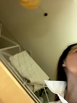 Nicole-Ray online show from 09.18.25