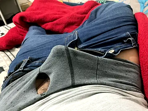 Snapshot of elvis0966 chatting on 12.05.25 elvis0966 online show from 12.05.25