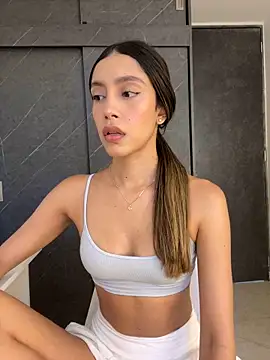 SelenaStone online show from 12.29.24