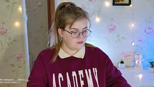 sinnamon  online show from 10.31.25