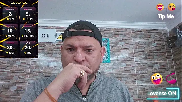 Snapshot of SexDiffrent chatting on 11.12.25 SexDiffrent online show from 11.12.25