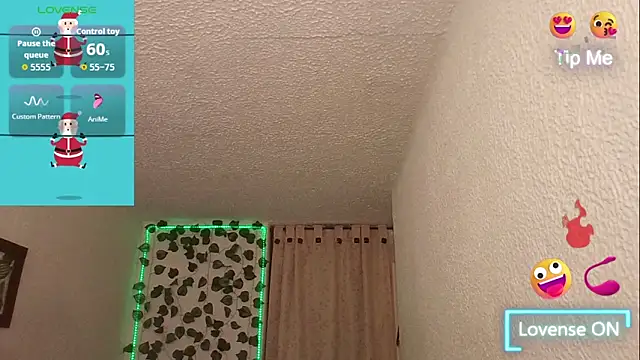 Snapshot of SexDiffrent chatting on 12.13.25 SexDiffrent online show from 12.13.25