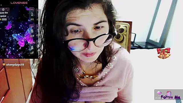 A R Y  online show from 02.10.25